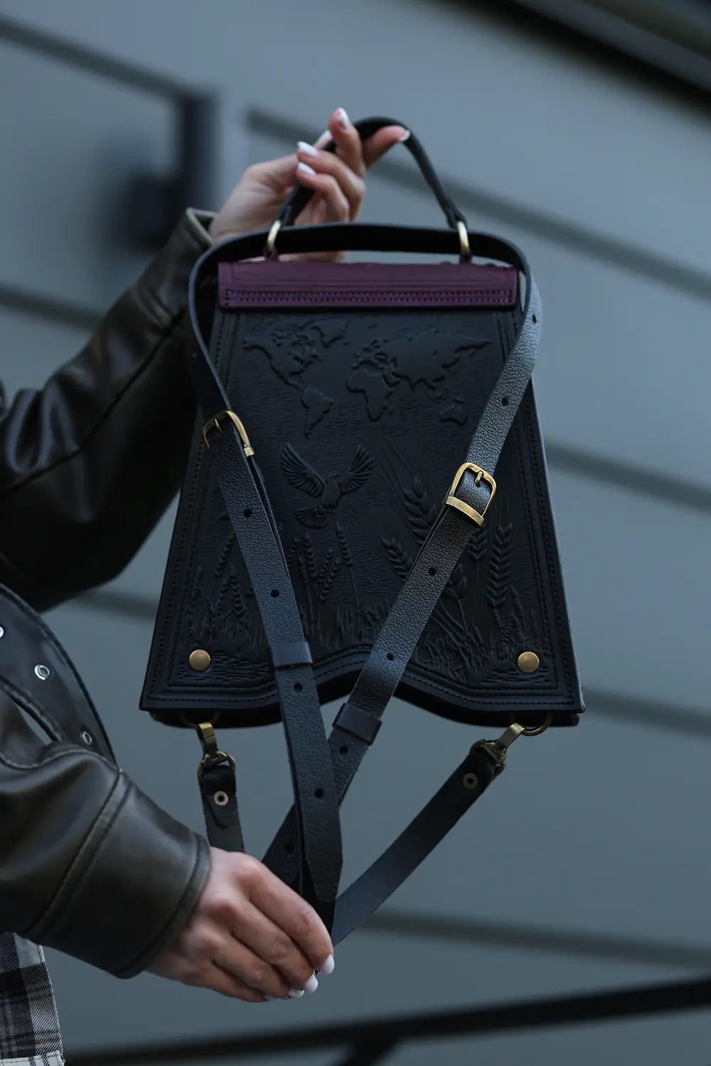 Kolos Backpack